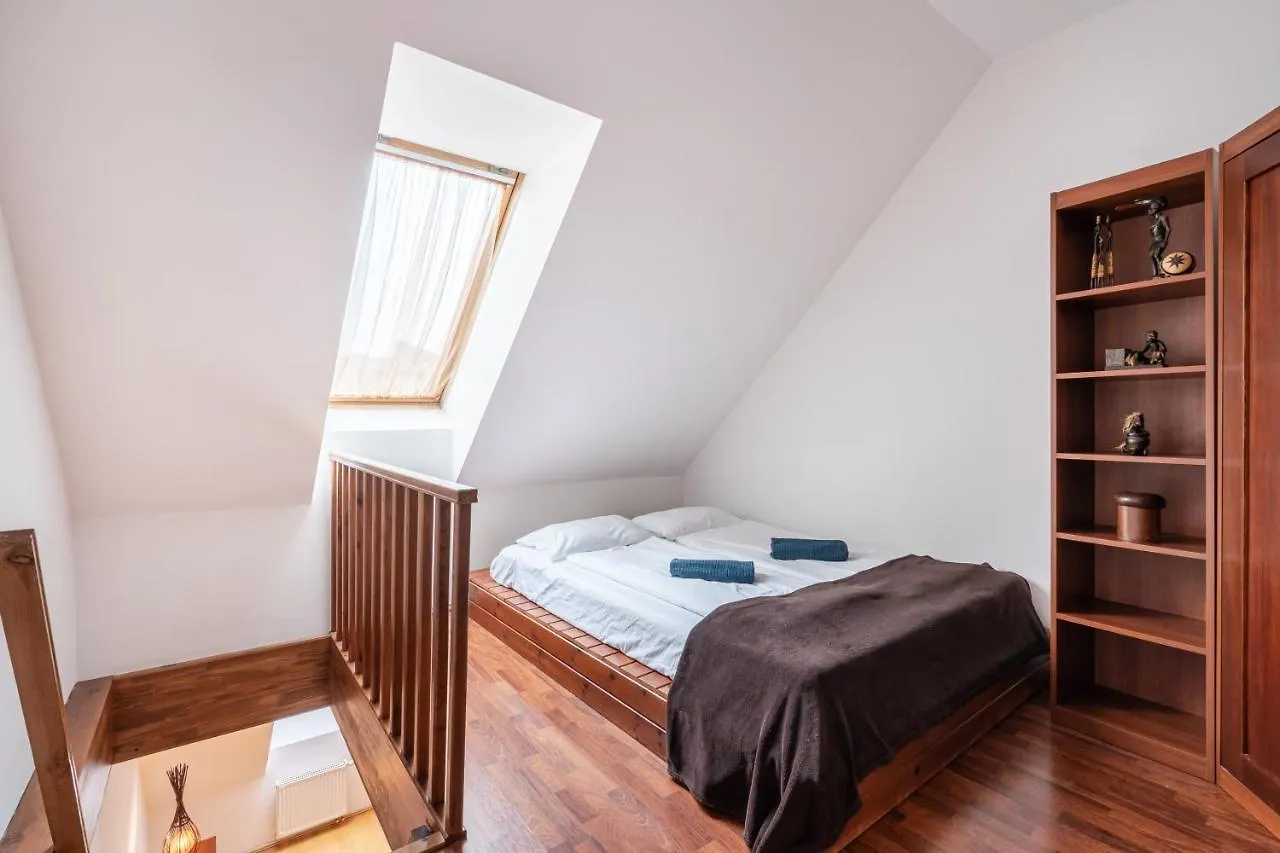 Beautiful Apartment With Ac Budapest